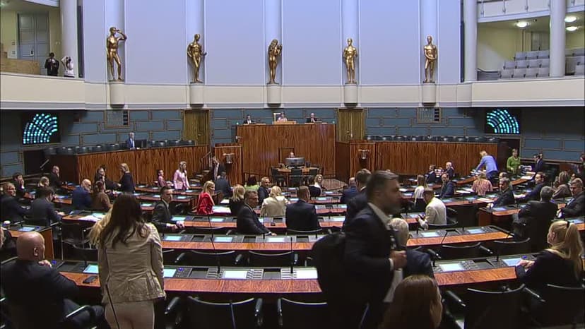 Täysistunto 5.5.2026 klo 14